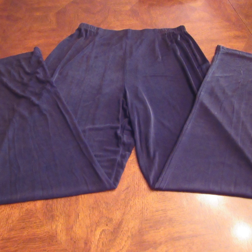 Chico's Travelers Stretchy Black Pants Size 2 Reg